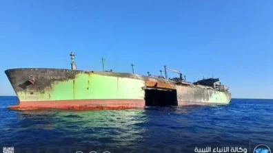 ناقلة الغاز الروسية «المهجورة» تستنفر سلطات شرق ليبيا