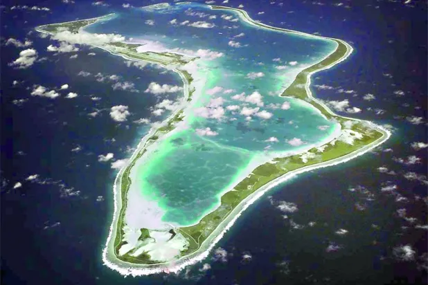 بريطانيا ستتخلى عن خطتها لتسليم جزر تشاغوس بعد معارضة ترمب