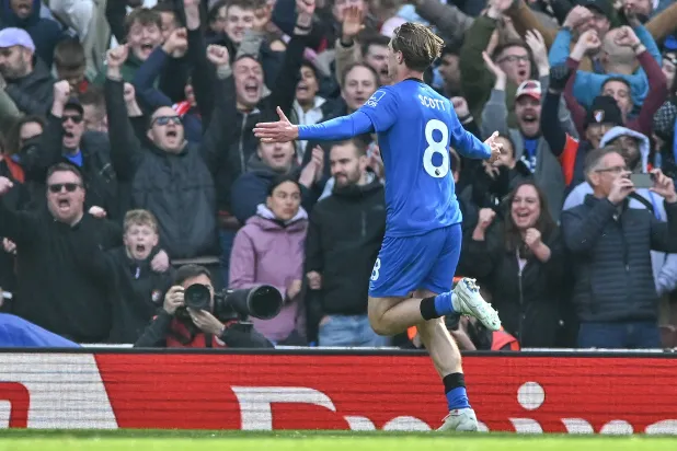 سكوت لاعب بورنموث سعيد بالفوز على آرسنال