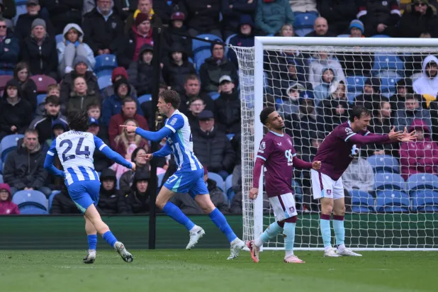 «البريميرليغ»: برايتون يفوز في بيرنلي ويحلم بالمشاركة الأوروبية