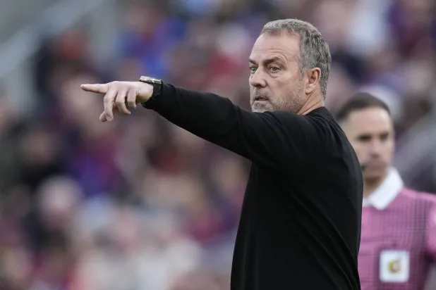 فليك: سعيد من أجل توريس… المهاجمون يعيشون من أجل الأهداف