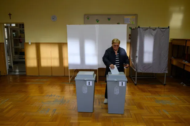 انتخابات في المجر قد تطيح بأوربان أو تمنحه ولاية خامسة