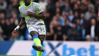 جيهي لاعب السيتي: من الرائع امتلاكنا لاعب مثل شرقي