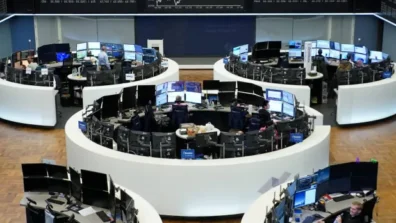 الأسهم الأوروبية تتراجع وسط تصاعد مخاوف حصار هرمز