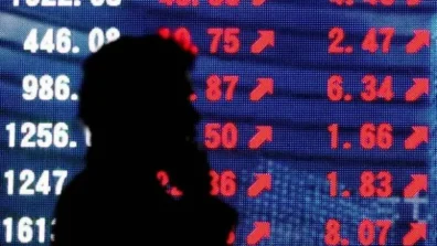 تراجع معظم بورصات الخليج مع إعلان ترمب فرض حصار على «هرمز»