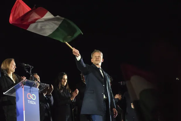 هزيمة أوربان «المؤلمة» ضربة موجعة لليمين الشعبوي