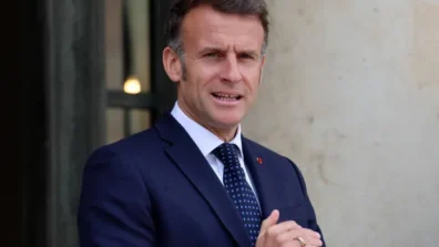 ماكرون: فرنسا وبريطانيا تعدّان لمحاثات بشأن مهمة «سلمية» لمضيق هرمز