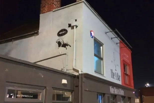 هل عاد بانكسي؟ غرافيتي «كابيبارا هاربة» يثير الغموض