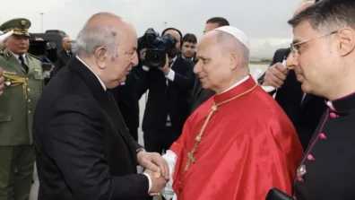 في مستهل زيارة تاريخية للجزائر… بابا الفاتيكان ينشر رسالة سلام