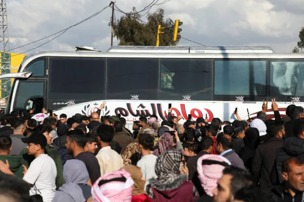 «قسد» تفرج عن دفعة جديدة من المعتقلين لديها