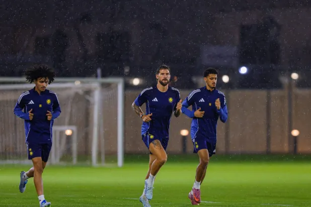النصر يختبر مارتينيز بدنياً قبل الزج به أمام الاتفاق