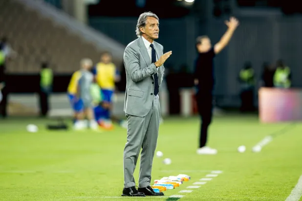 مانشيني: أداء اللاعبين كان رائعاً… لماذا أجري تبديلات!