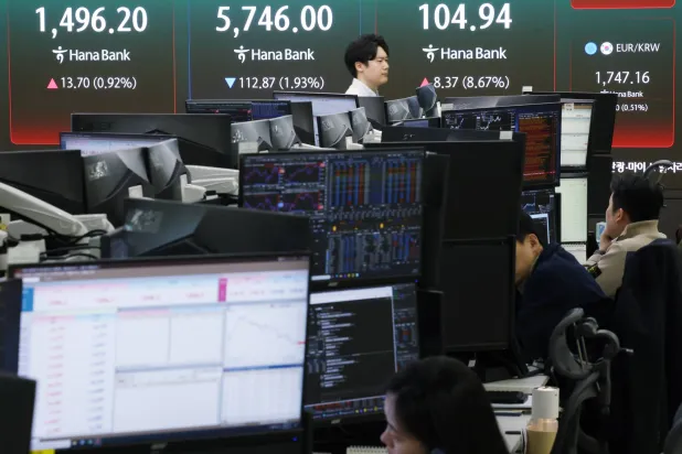 الأسهم الآسيوية تنتعش وسط آمال بجولة مفاوضات ثانية بين واشنطن وطهران