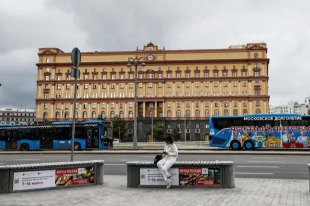 روسيا تعلن إحباط هجوم استهدف ضابطاً رفيعاً في موسكو