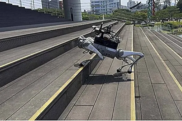 نظام يتيح للروبوتات رباعية الأرجل تفادي العوائق قبل الاصطدام