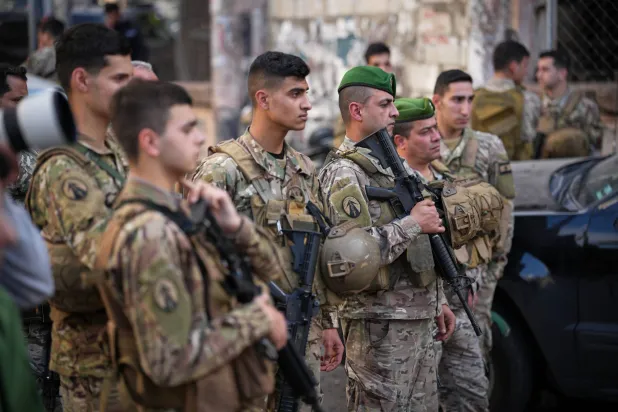 نواب بيروت يجتمعون لـ«مدينة آمنة وخالية من السلاح»