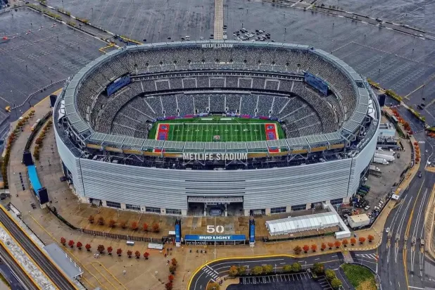 الجماهير الإنجليزية «غاضبة» من ارتفاع أسعار تذاكر القطارات في المونديال