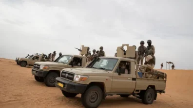 موريتانيا: توقيف 40 ناشطاً خلال مسيرة منددة باعتقال حقوقيين