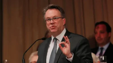 ويليامز: الحرب تعزز ضغوط التضخم و«الفيدرالي» في موقع يسمح له بالاستجابة