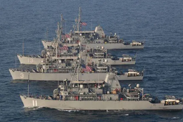 كيف يمكن لأميركا تطهير مضيق هرمز من الألغام؟