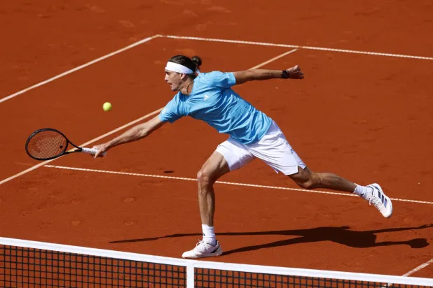 دورة ميونيخ: زفيريف يعبر إلى دور الثمانية