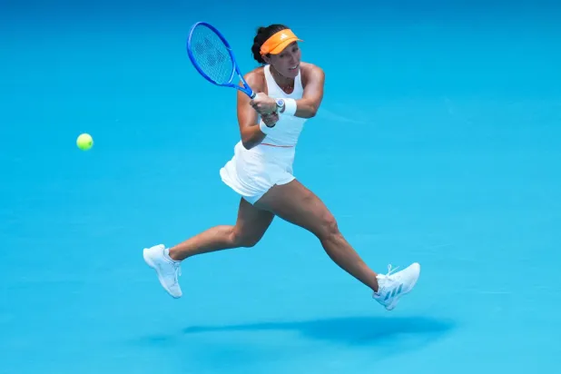 دورة شتوتغارت: ريباكينا إلى ربع النهائي