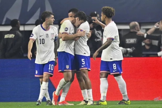 منتخب الولايات المتحدة يستعد للمونديال سعياً لإنجاز غائب