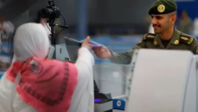 السعودية تبدأ استقبال طلائع الحجاج