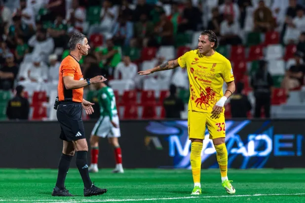 ريتيغي يغيب عن القادسية حتى نهاية الموسم لتعرضه لكسر في الساق