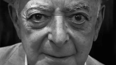 براساي مصور ليل باريس وعلاماتها السرية