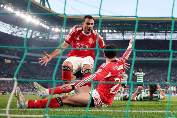 بنفيكا يهزم سبورتنغ لشبونة… وينتزع وصافة الدوري البرتغالي