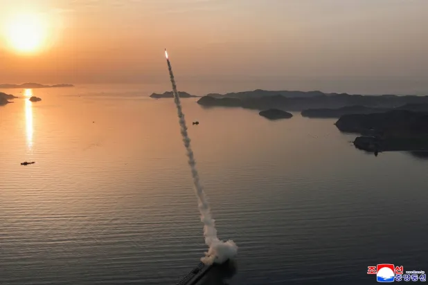 الخارجية البريطانية تندد بعمليات إطلاق الصواريخ الكورية الشمالية