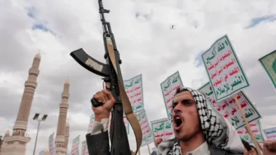 تعثّر الحوثيين في تشكيل حكومتهم يرسّخ قبضة سلطتهم الخفيّة