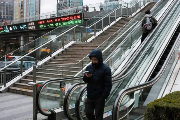 الأسهم الصينية تسجل أعلى مستوى في شهر بعد تثبيت الفائدة