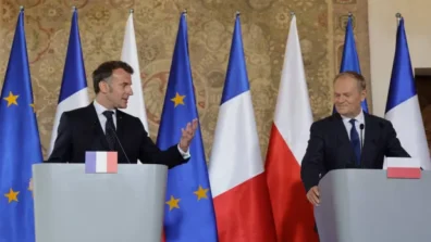 ماكرون وتوسك يعطيان زخماً جديداً للتعاون الدفاعي بين بلديهما