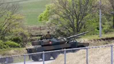 مقتل 3 جنود يابانيين بانفجار في دبابة أثناء تدريب عسكري