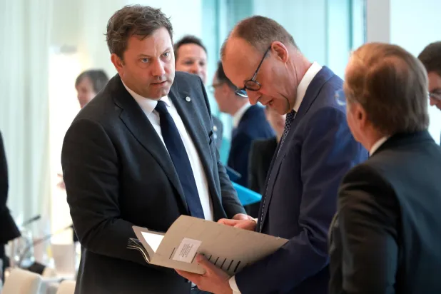 الخلافات تطغى على أداء الحكومة الائتلافية الألمانية