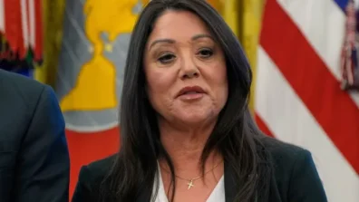 ترمب يقيل وزيرة أقامت علاقة غرامية مع أحد مرؤوسيها