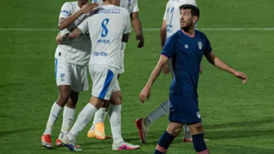 الهلال يكسب ودية الفيحاء بثنائية