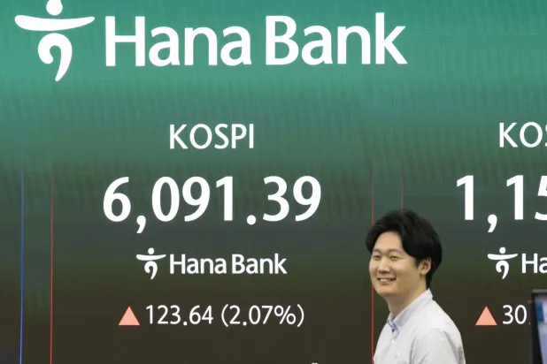 طفرة أسهم البطاريات تقود بورصة سيول لمستوى قياسي جديد