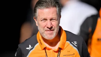 براون رئيس مكلارين يهاجم فكرة امتلاك أكثر من فريق في «فورمولا 1»