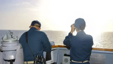 ترمب يرفع سقف المواجهة في هرمز… والهدنة مهددة بالانهيار