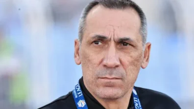 دونيس… «العقل اليوناني» يقود الأخضر في المونديال