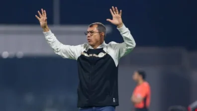 كاريلي مدرب ضمك: لم أنشغل بالهلال