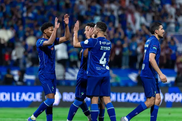 الفتح ينتزع نقاط الخليج بلدغة «باعطية»