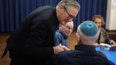 رئيس وزراء بريطانيا يتعهد بتقديم تشريع لحظر «الحرس الثوري» الإيراني