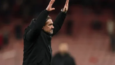 فاركه: أدرك حجم عداوة ليدز وتشيلسي