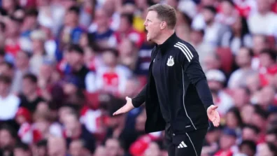 مدرب نيوكاسل يشيد بأداء فريقه رغم الخسارة أمام آرسنال