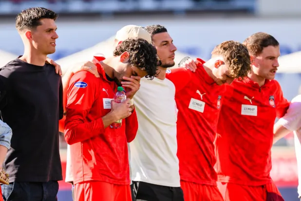 مهاجم هايدنهايم يهدي هدفه لصديقته المصابة بسرطان الدم