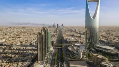 خادم الحرمين: السعودية تمضي نحو مستقبل أفضل مع ما حققته «رؤية 2030»